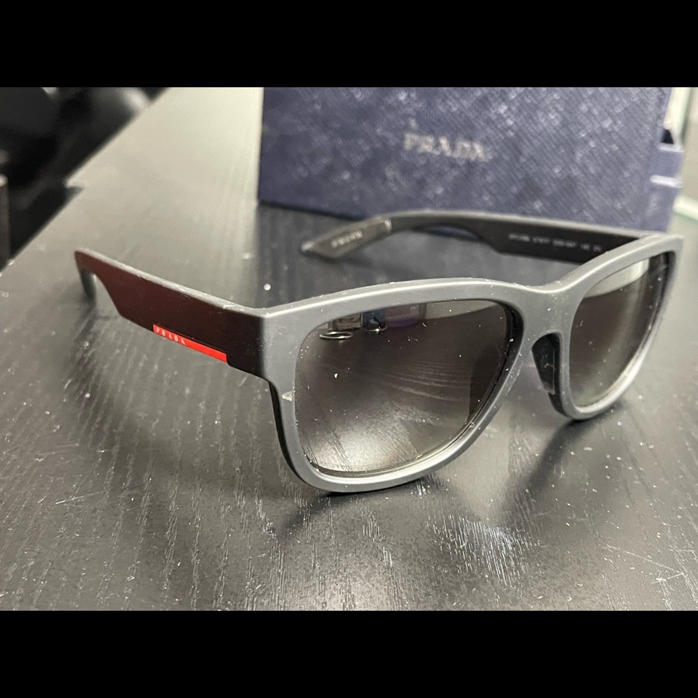 Prada Sunglasses Men/Women